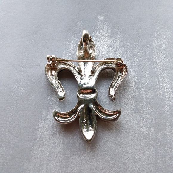Fleur-de-lis Brooch/Pendant - Picture 3 of 5